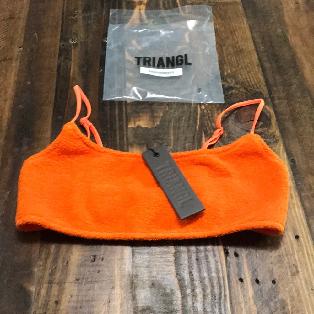 NWT Triangl Top
